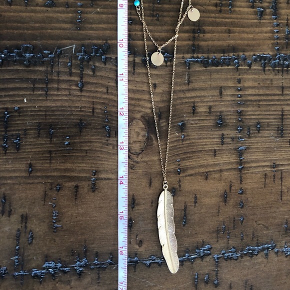 Three layered feather necklace - Picture 2 of 2